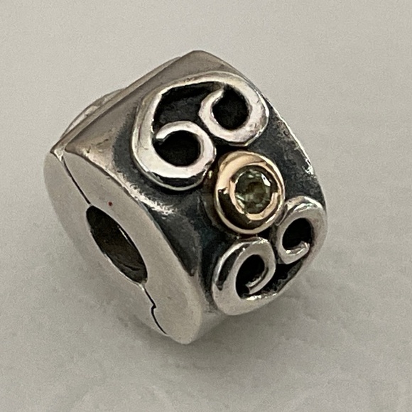 Pandora two tone clips with peridot stones - Picture 5 of 8